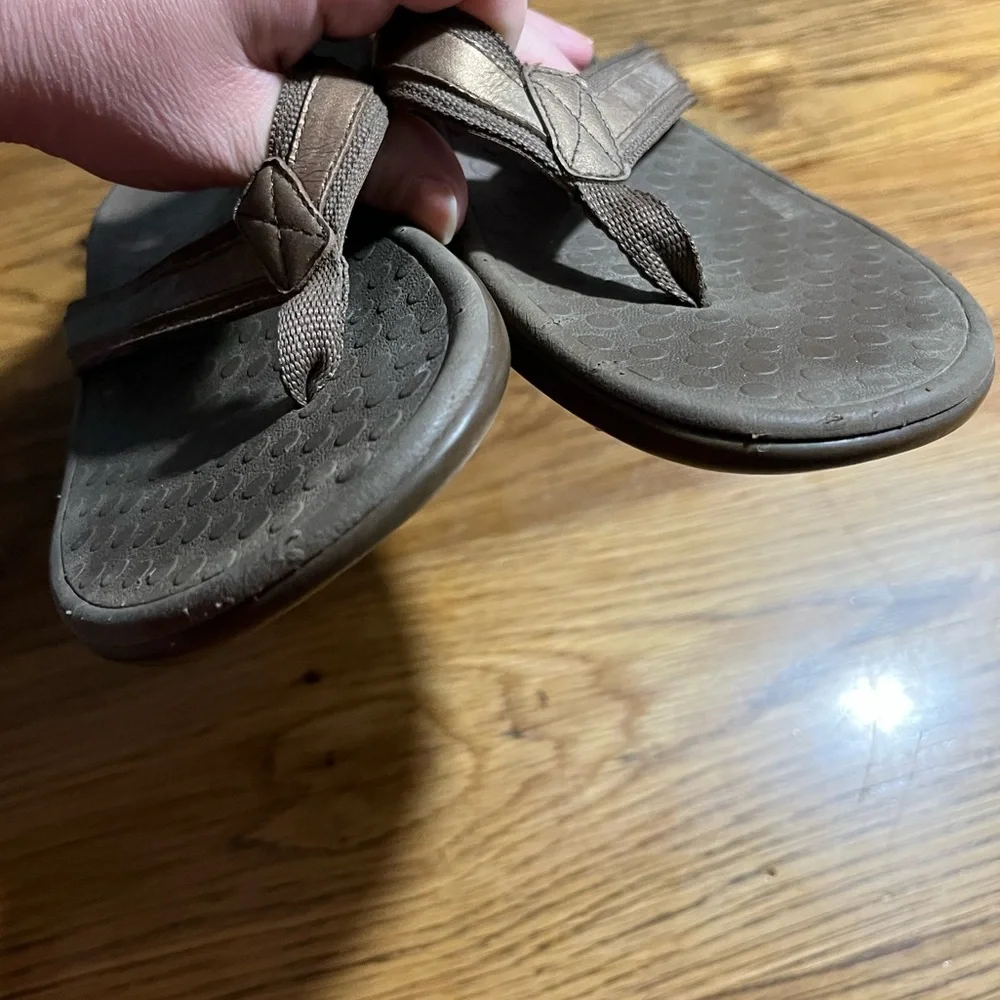 Vionic Tide II Toe Post Sandals | Arch Support | US 9 (UK 7)